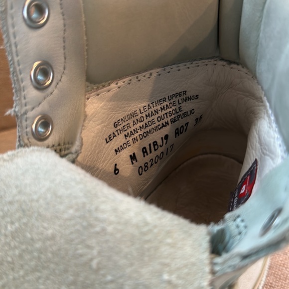 Timberland Boots - Picture 7 of 7